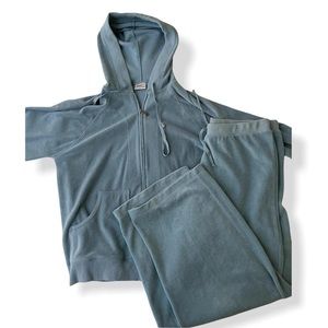 BLUE VELVET TRACKSUIT